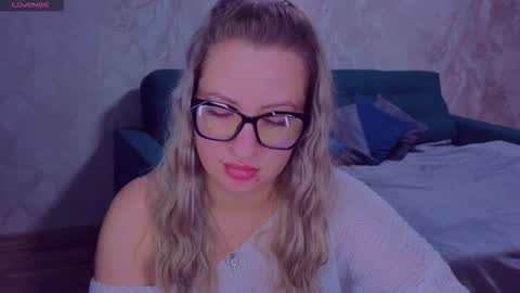 Elisabeth online show from 10.14.25