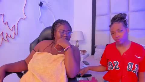 elisabettamonroy online show from 12.18.25