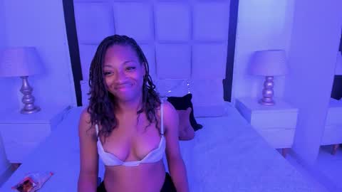 elisabettamonroy online show from 01.14.26