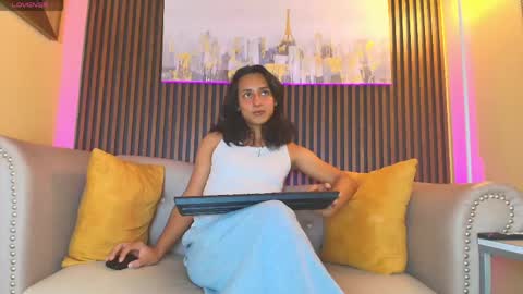 Elisa Sue online show from 05.20.26