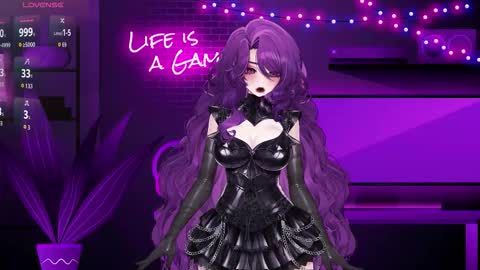 Snapshot of elisathebat chatting on 09.26.25 elisa the bat online show from 09.26.25