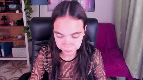 Elise online show from 09.30.25