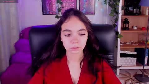 Elise online show from 10.26.25