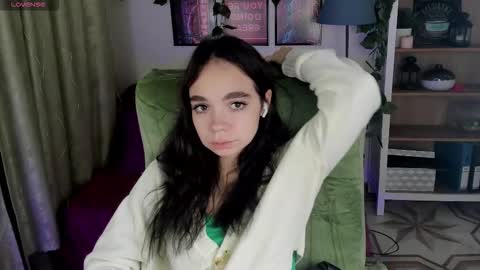 Elise online show from 11.04.25