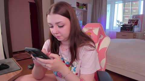 Elise    online show from 01.17.25