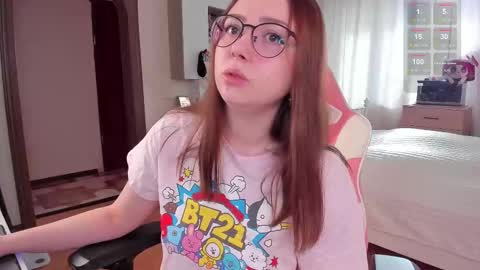 Elise    online show from 02.15.25