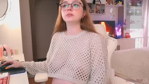 Elise    online show from 10.21.25