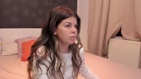 Elly online show from 01.13.26