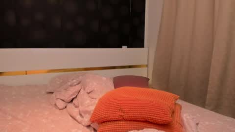 Elly online show from 04.06.26