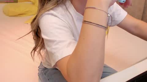 Snapshot of elisetyler89 chatting on 05.04.26 Elly online show from 05.04.26