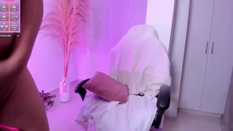 Elissa online show from 10.06.25