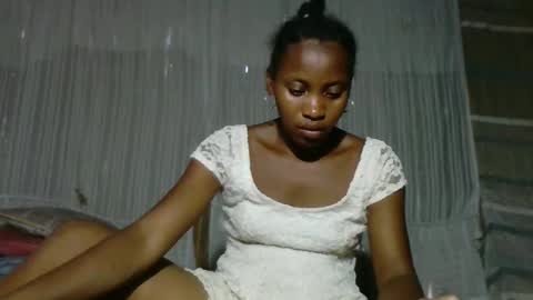 Snapshot of elita12010 chatting on 02.19.26 elita12010 online show from 02.19.26