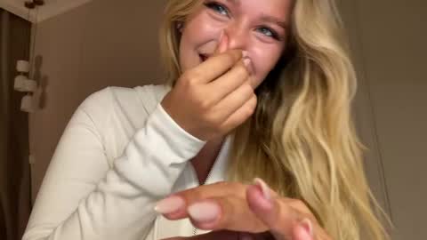 Stephanie online show from 05.20.26