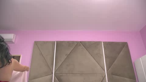 Eliza online show from 10.21.25