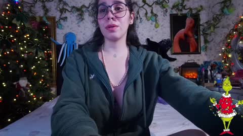 Elizabeth online show from 12.23.24