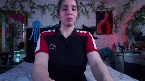 Elizabeth online show from 02.04.25