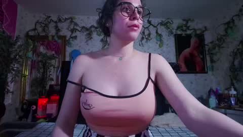 Elizabeth online show from 09.20.25