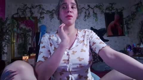 Elizabeth online show from 10.11.25