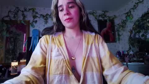 Elizabeth online show from 10.13.25