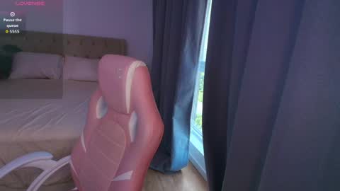 Elezabeth online show from 04.07.26