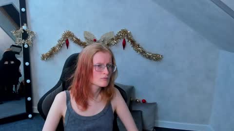 Snapshot of elizabeth_harpper chatting on 01.14.25 Elizabeth online show from 01.14.25
