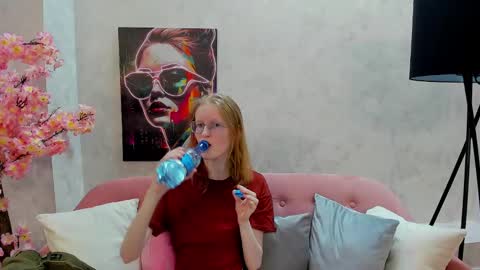Snapshot of elizabeth_harpper chatting on 01.24.25 Elizabeth online show from 01.24.25