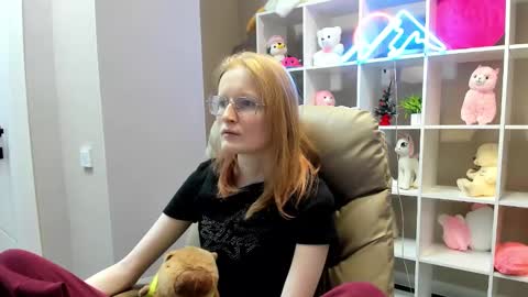 Snapshot of elizabeth_harpper chatting on 01.30.25 Elizabeth online show from 01.30.25
