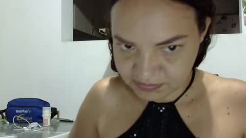 Elizabeth Martinez  online show from 09.17.25