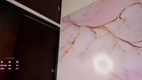 Elizabeth Swan online show from 03.10.26