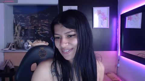 elizabeth_williamss online show from 09.22.25