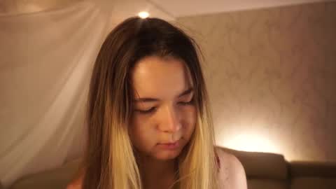 Elizabeth online show from 10.12.25