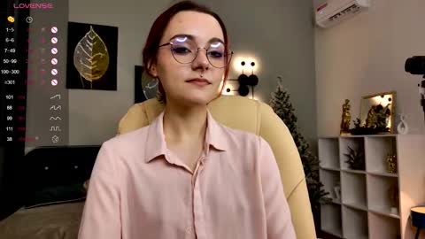 Elizabet online show from 12.04.25