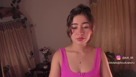 Snapshot of elizabethz chatting on 10.01.25 Tuli online show from 10.01.25