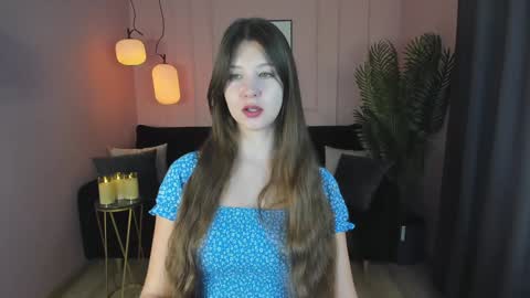 Snapshot of elizamild chatting on 12.06.24 Eliza online show from 12.06.24