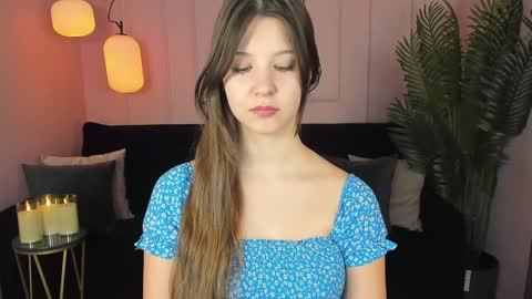 Snapshot of elizamild chatting on 12.06.24 Eliza online show from 12.06.24