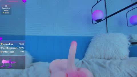 Snapshot of elizbeth_777 chatting on 01.14.25 elizbeth_777 online show from 01.14.25