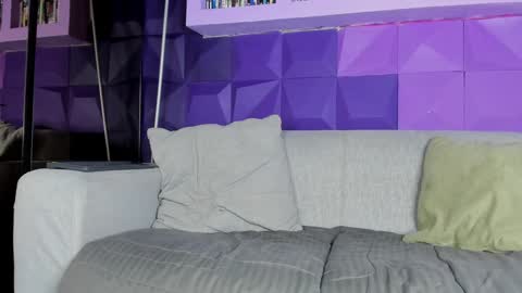 Snapshot of elizbeth_777 chatting on 01.30.25 elizbeth_777 online show from 01.30.25