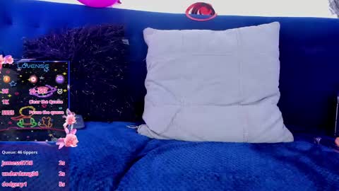 Snapshot of elizbeth_777 chatting on 02.15.25 elizbeth_777 online show from 02.15.25