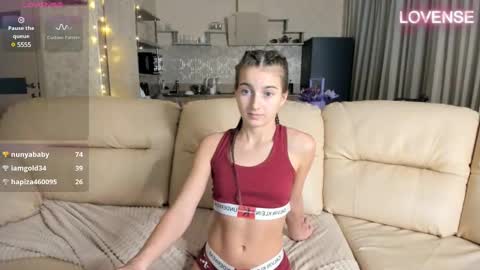 Snapshot of elizsweet chatting on 01.24.25 Eliz online show from 01.24.25
