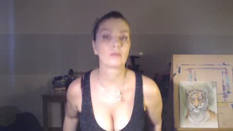 Snapshot of elizzo chatting on 12.19.24 Eliekind online show from 12.19.24