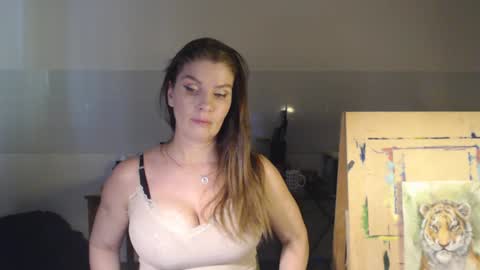 Snapshot of elizzo chatting on 12.28.24 Eliekind online show from 12.28.24