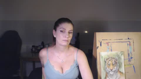 Snapshot of elizzo chatting on 01.10.25 Eliekind online show from 01.10.25