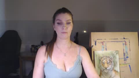 Snapshot of elizzo chatting on 01.10.25 Eliekind online show from 01.10.25