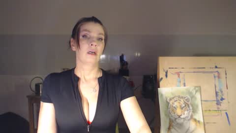 Snapshot of elizzo chatting on 02.04.25 Eliekind online show from 02.04.25