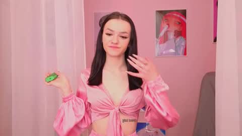 elizzza_ online show from 02.19.25