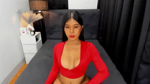 Ella online show from 02.14.25