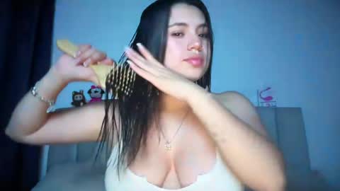 Ella  online show from 07.30.26