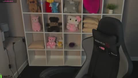Ella online show from 07.05.26