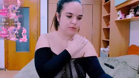 Ella  online show from 10.03.25