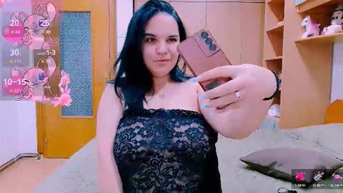 Ella  online show from 10.06.25